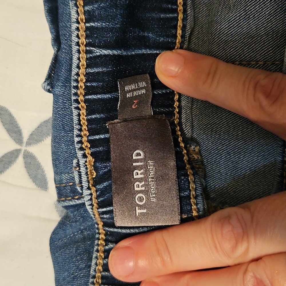 Torrid Capris - image 3